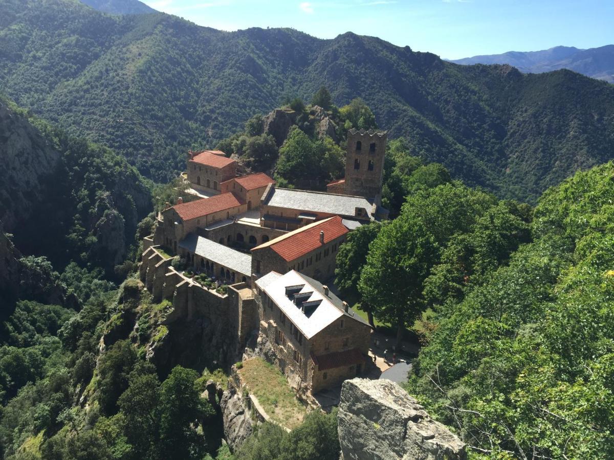 Maison Les Ramparts 孔夫朗自由城 外观 照片