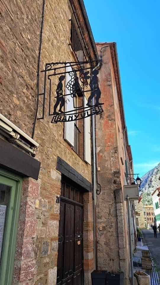 Maison Les Ramparts 孔夫朗自由城 外观 照片